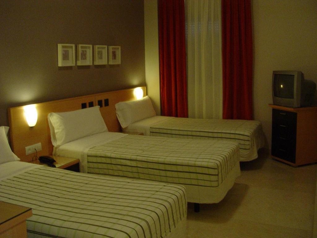 Hostal Albero By Eme Hoteles サンルカル・ラ・マヨール 部屋 写真